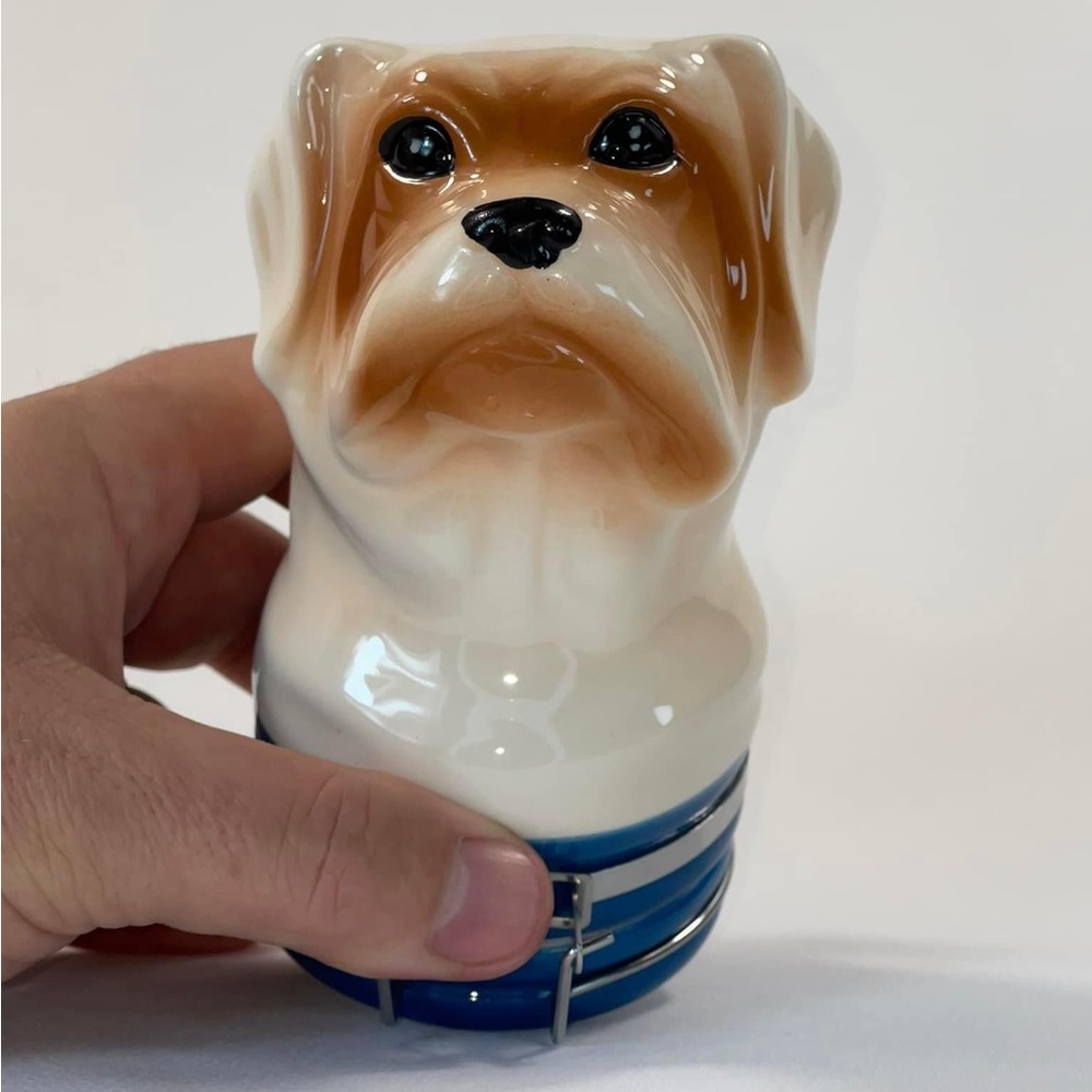 250ML Contained Art Jar